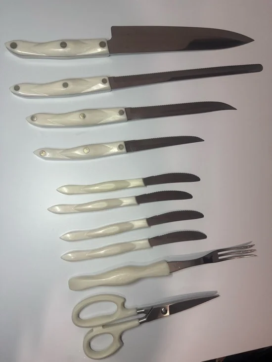 White Pearl Handle Kitchen Knife and Scissor Set - 10 Piece Home Kitchen Cutlery - Picture 9 of 9